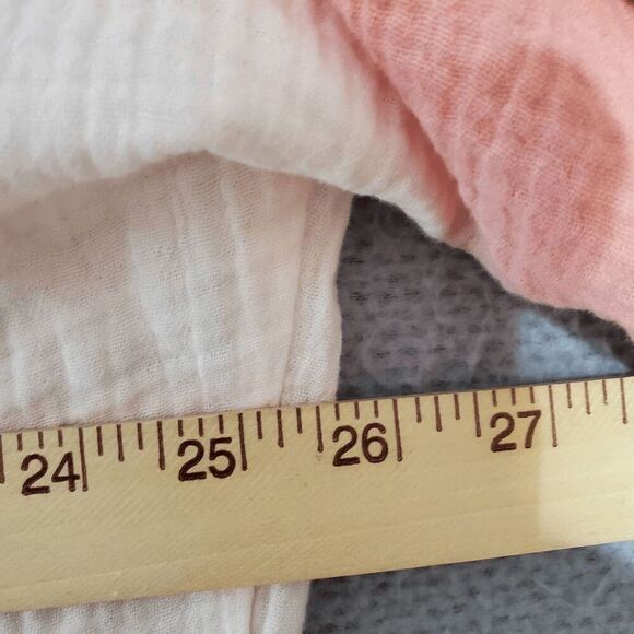 Fate Women's Short Sleeve Raw Hem V-Neck Pullover Cotton Ombre Shirt - Picture 4 of 8